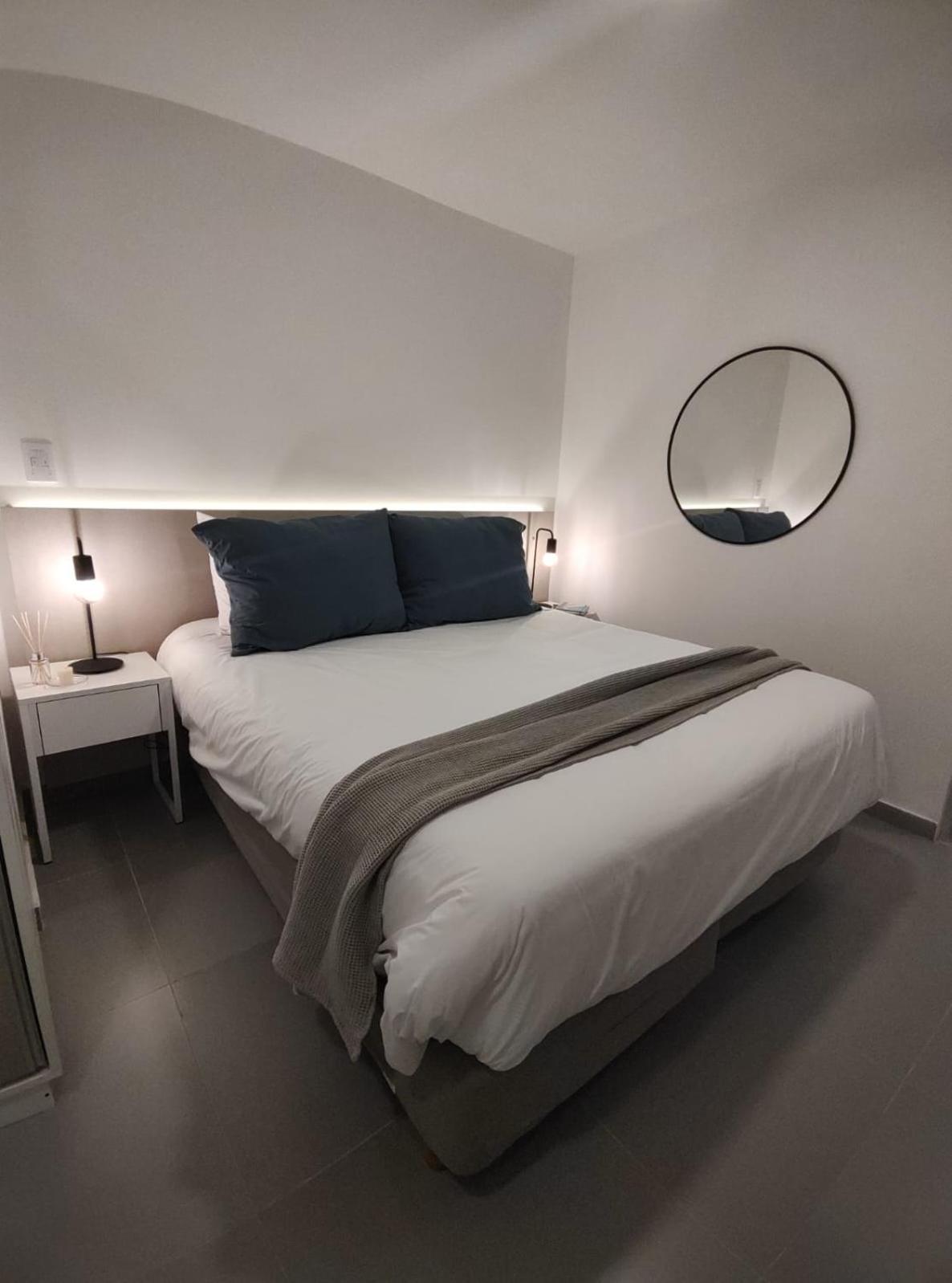 Upoint Recoleta Aparthotel Buenos Aires Esterno foto
