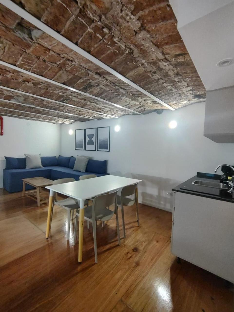 Upoint Recoleta Aparthotel Buenos Aires Esterno foto